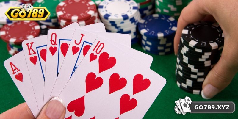 Tìm hiểu về game Mậu Binh tại cổng GO789